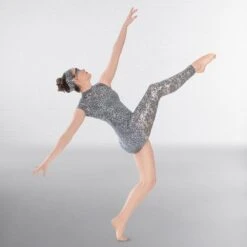 1st Position Combinaison Contemporaine Grise à Dentelle Asymétrique